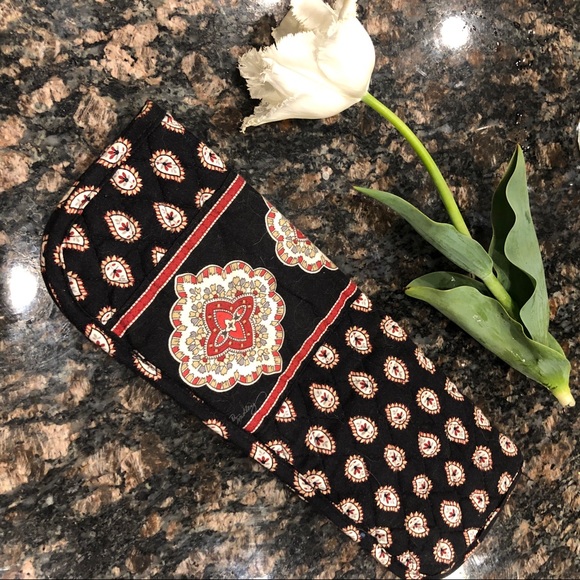 {V e r a B r a d l e y} Large Straightener Pouch - Picture 1 of 2